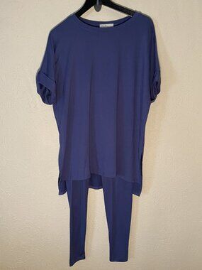 2-piece Zenana Outfitters Cobalt Blue Short Sleeve & Leggings Set | Size Medium